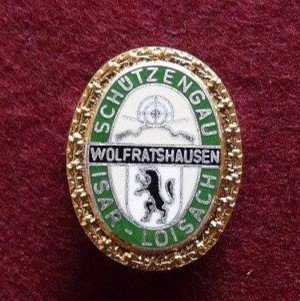 Goldenes Ehrenzeichen Gau (140)